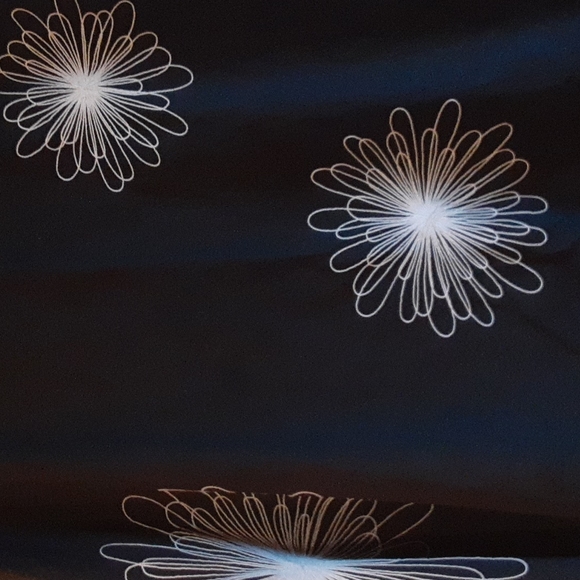 Context Flower Skirt - Picture 12 of 12